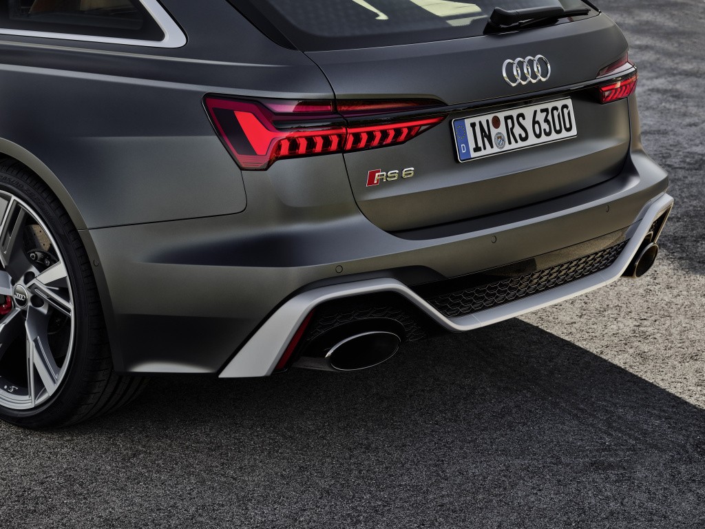 Audi Rs6 Avant photo 31
