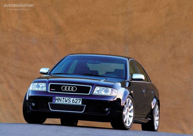 AUDI RS6