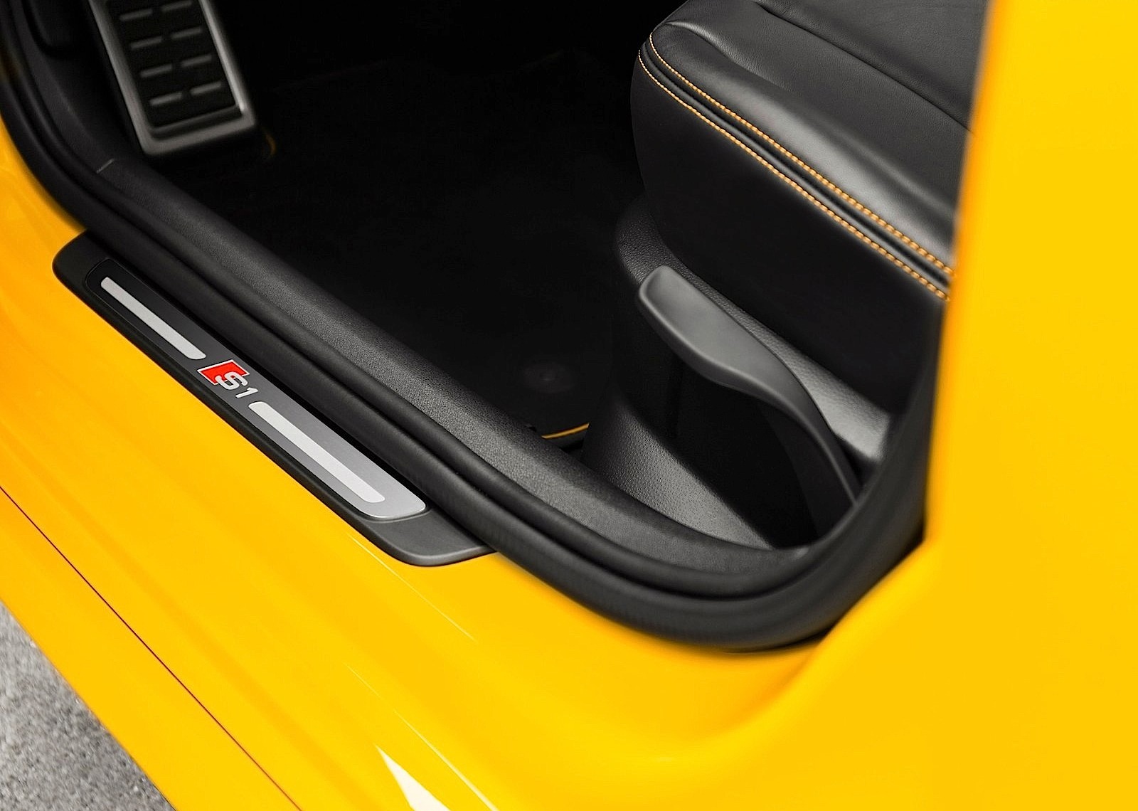 Audi S1 Sportback photo 15