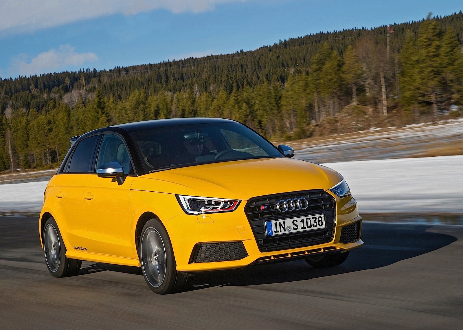 Audi S1 Sportback photo 26