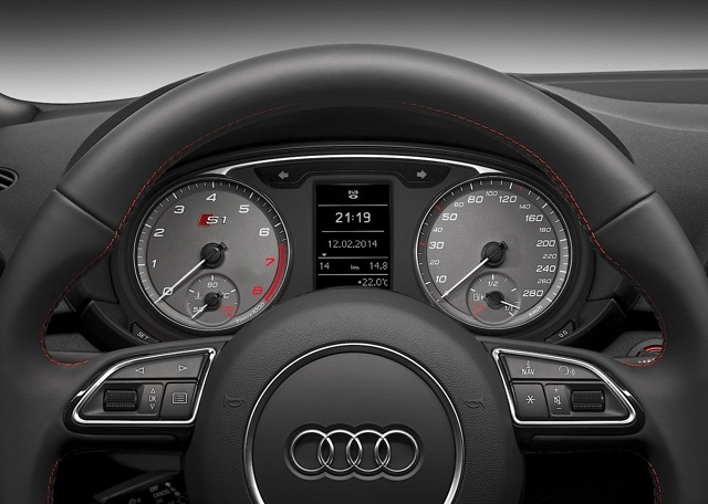 Audi S1 photo 32
