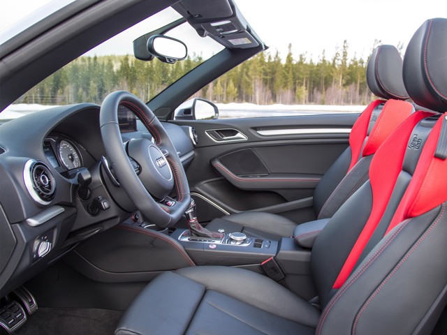 Audi S3 Cabriolet photo 29
