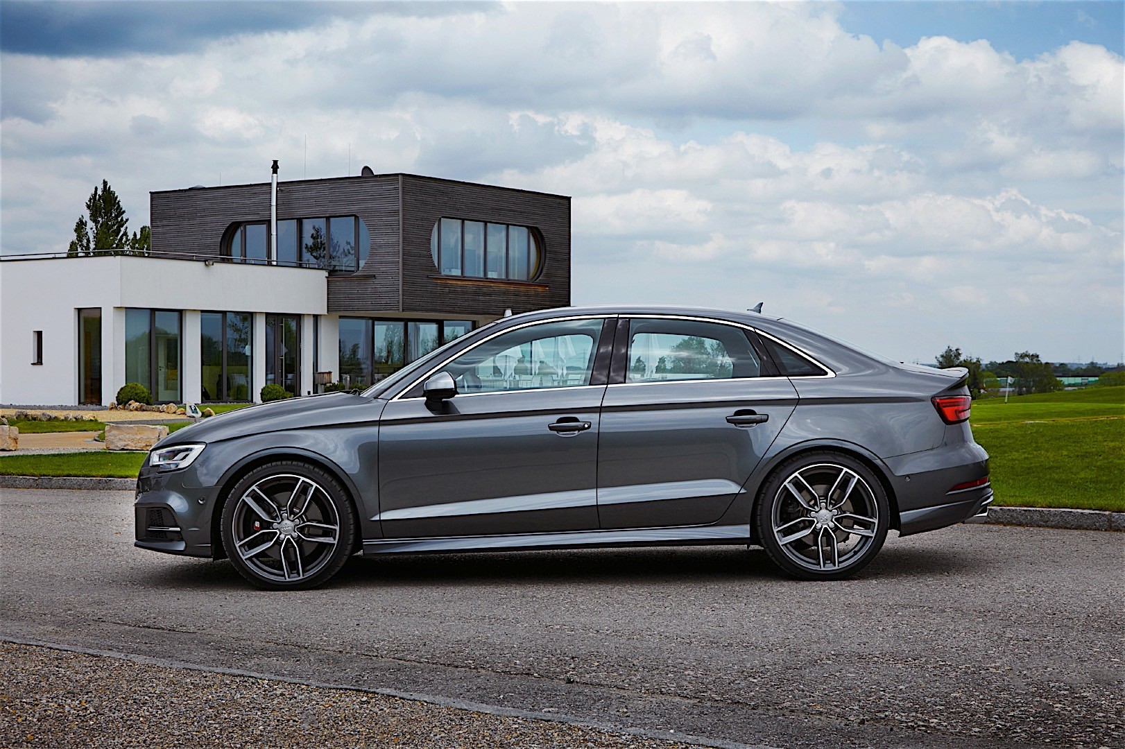 Audi S3 Sedan photo 13