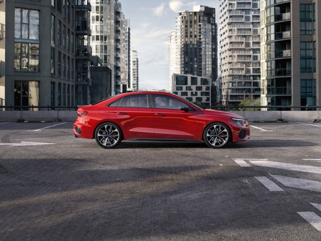Audi S3 Sedan foto 4