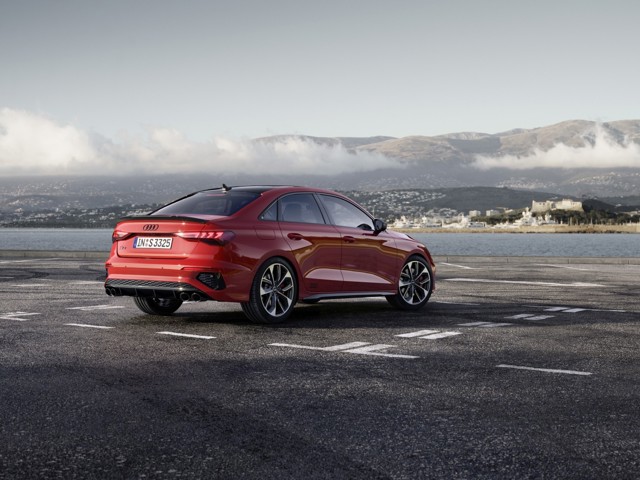Audi S3 Sedan foto 6