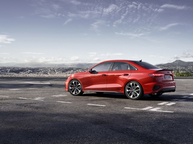 Audi S3 Sedan foto 8