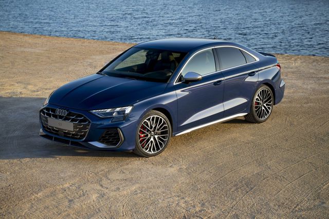 Audi S3 Sedan photo 29