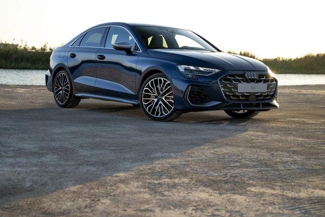 Audi S3 Sedan photo 30