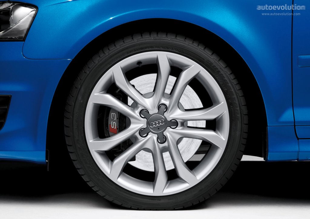 Audi S3 Sportback photo 12