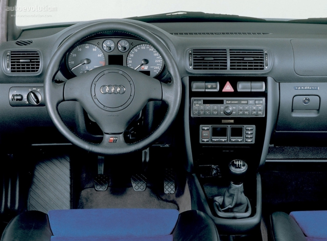 Audi S3 photo 10
