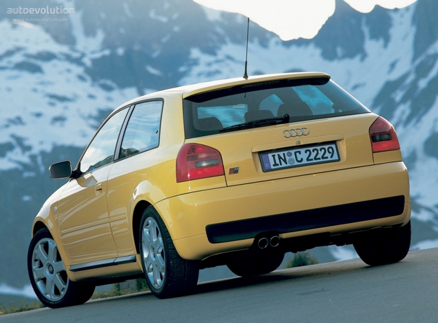Audi S3 photo 8