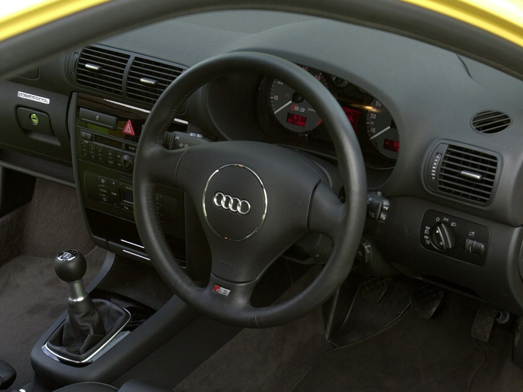 Audi S3 photo 12