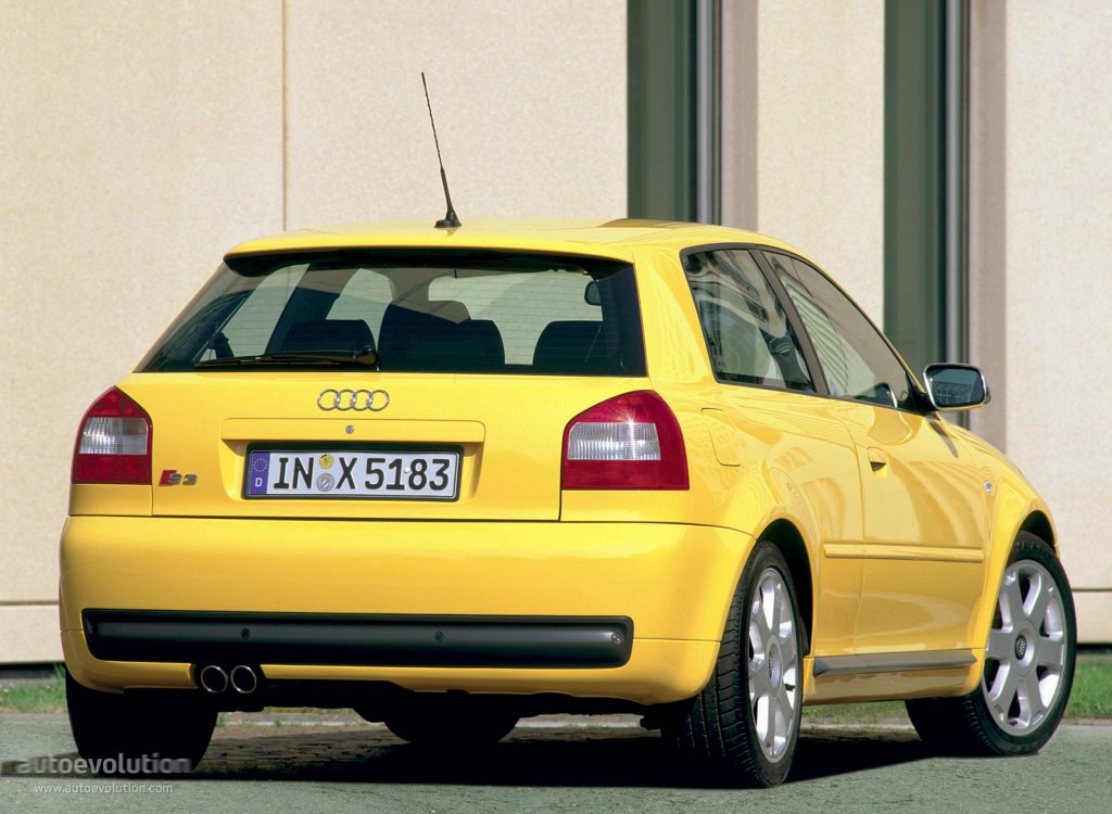 Audi S3 photo 5