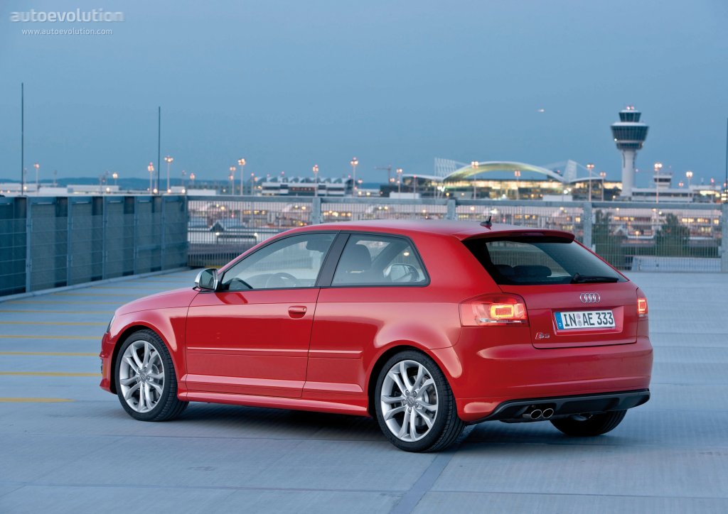 Audi S3 photo 5