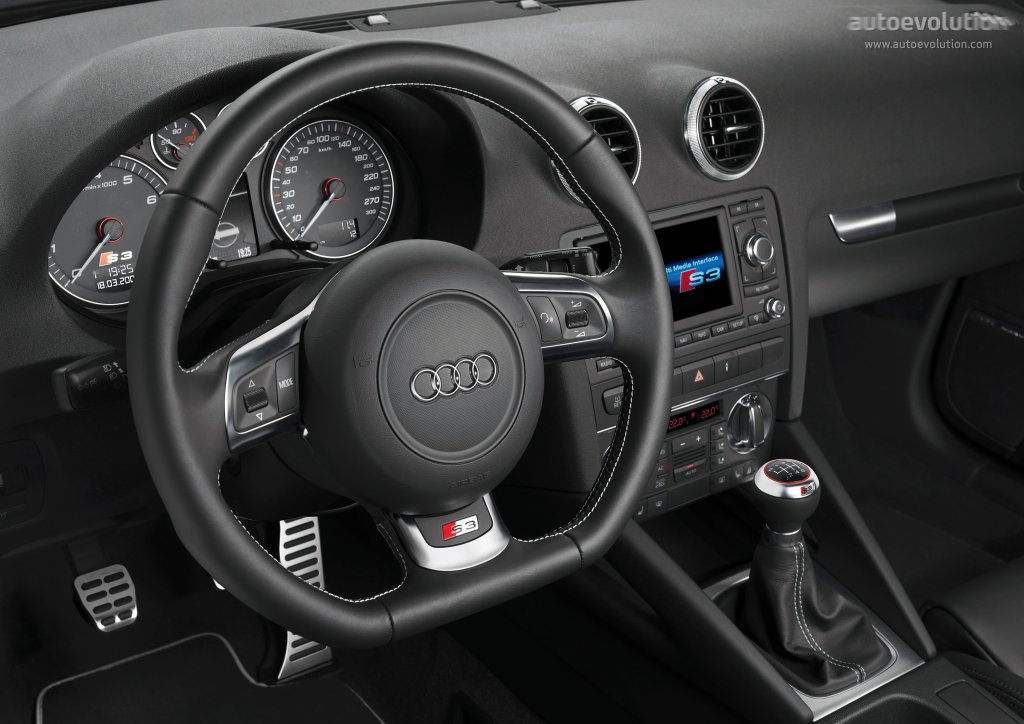 Audi S3 photo 9