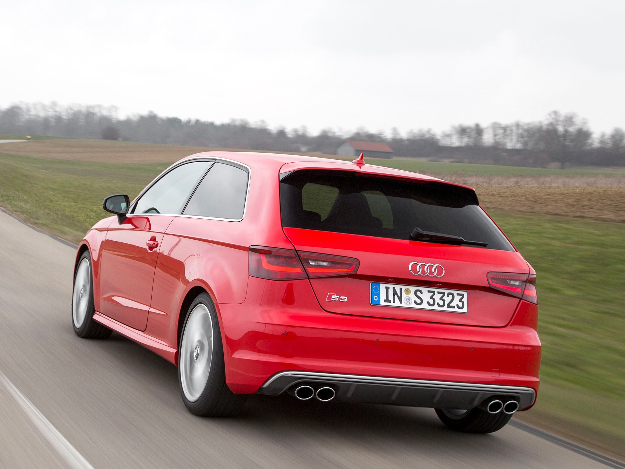 Audi S3 photo 32