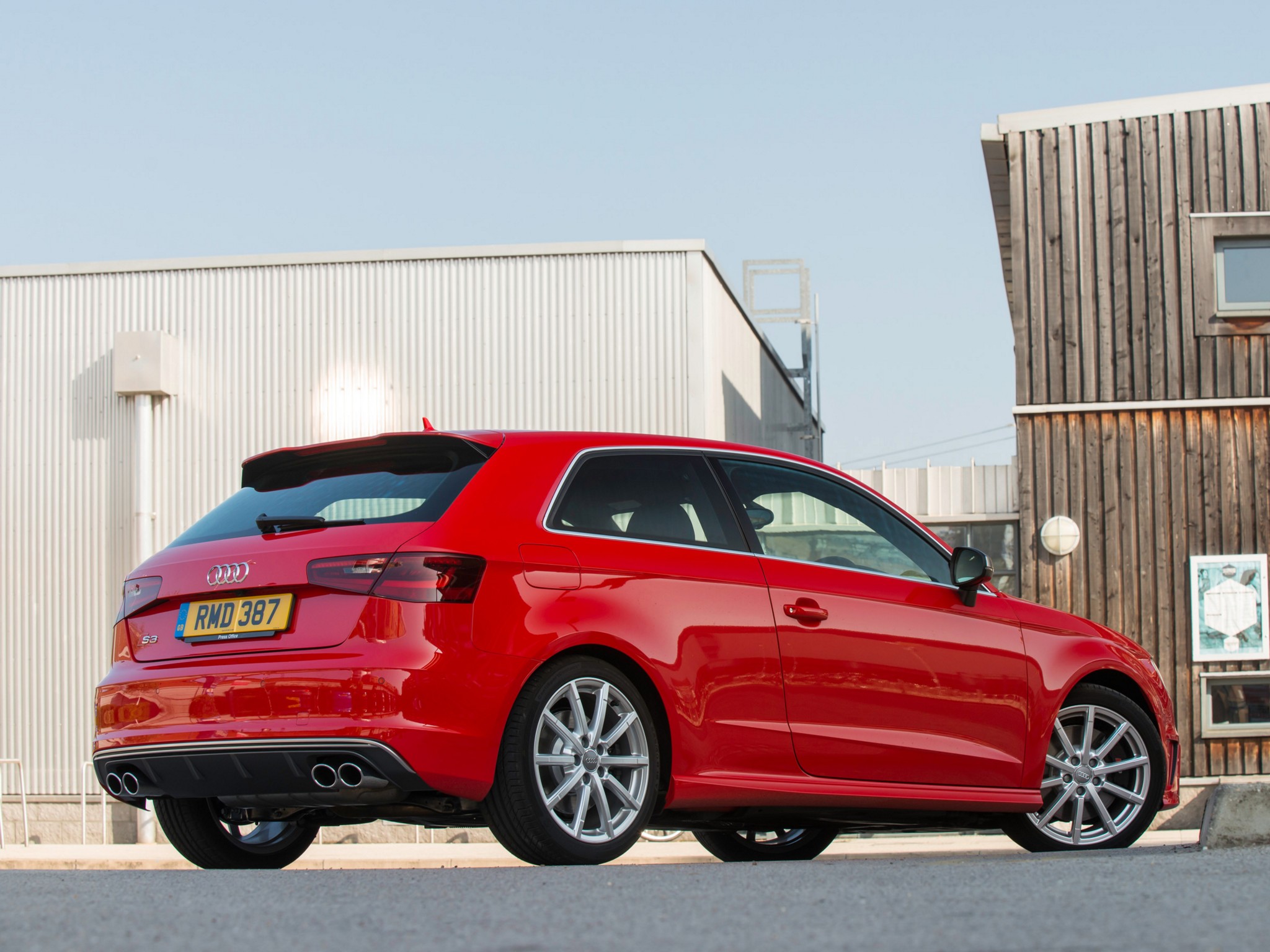 Audi S3 photo 35