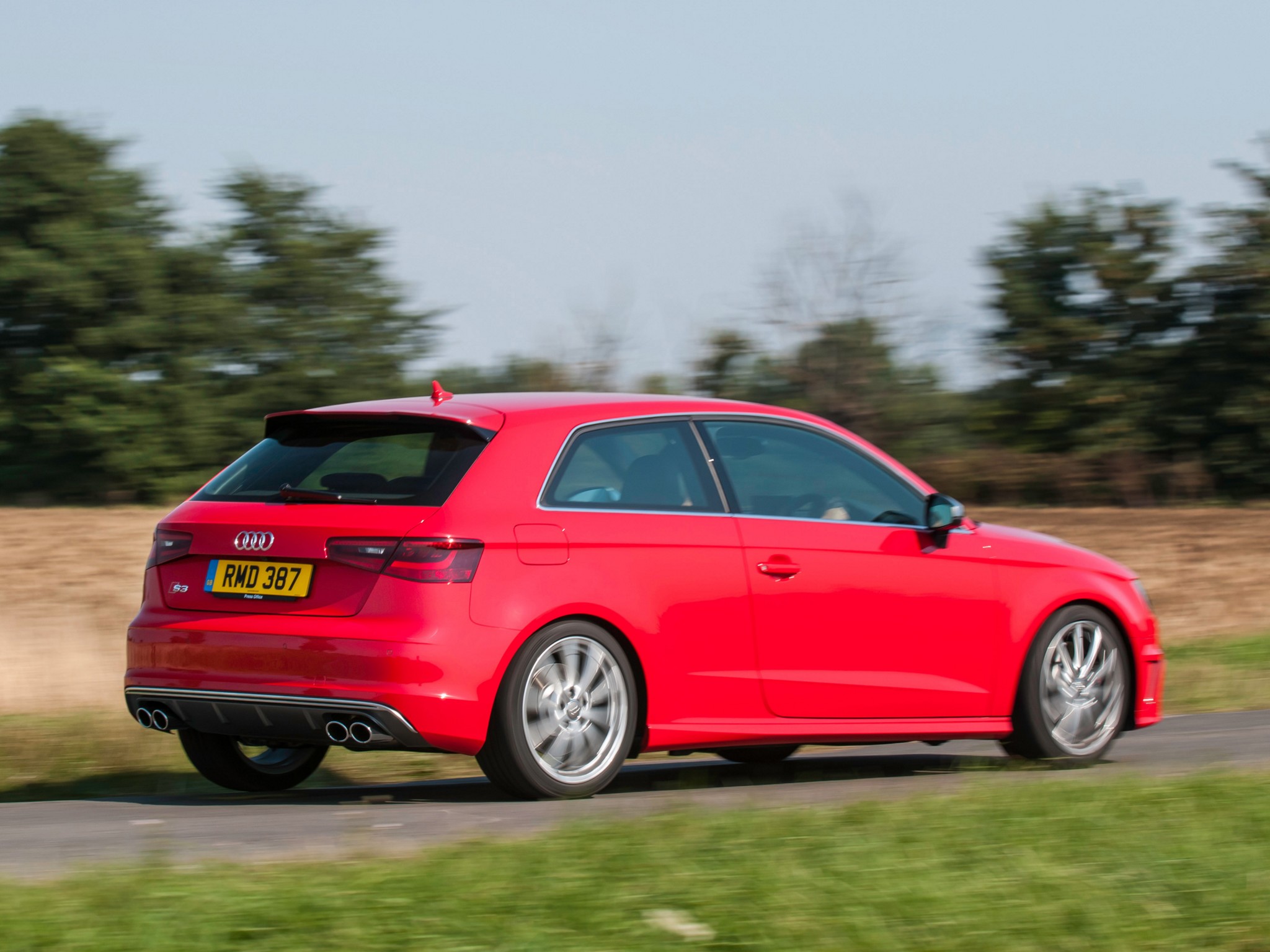 Audi S3 photo 47