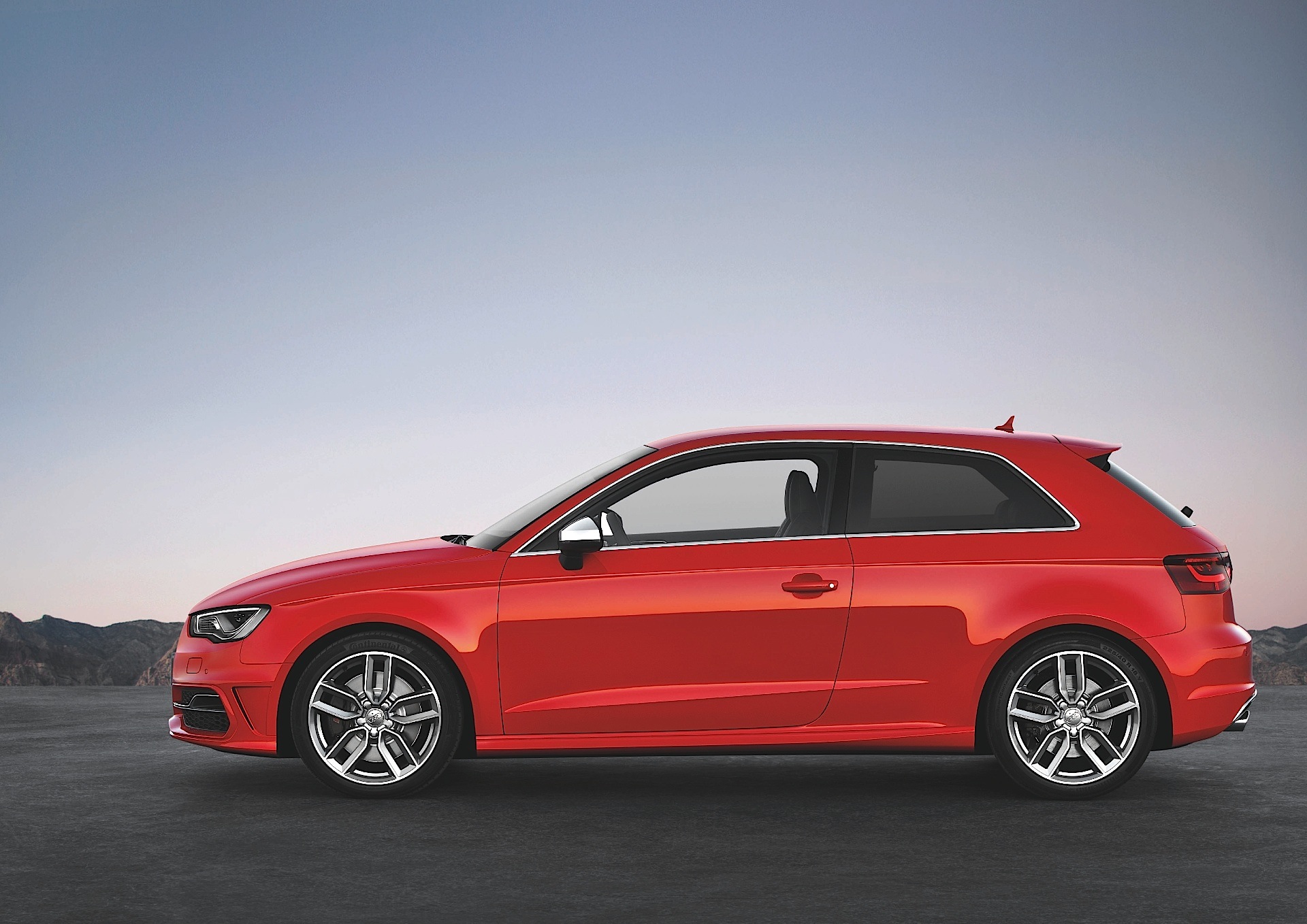Audi S3 photo 13