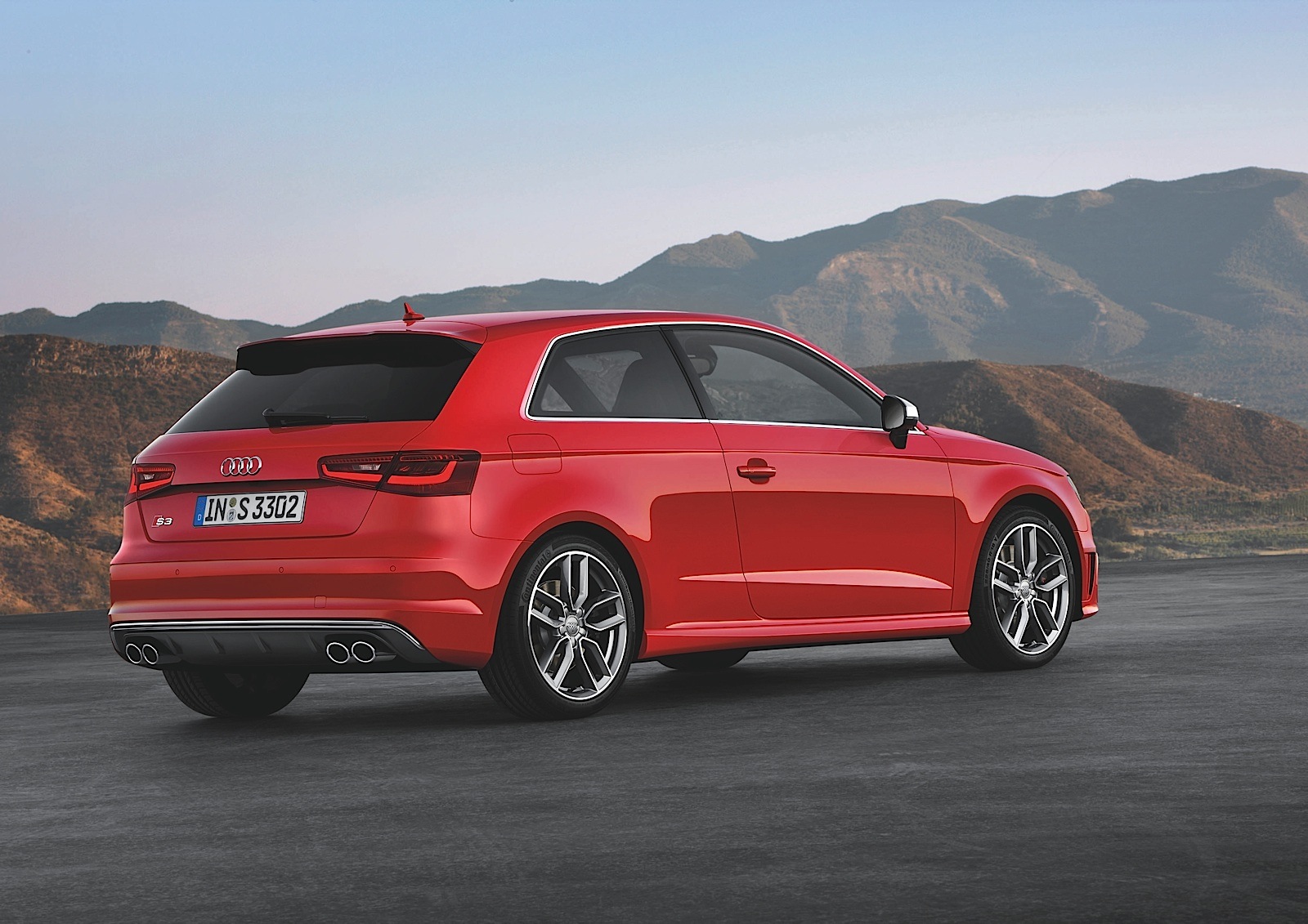 Audi S3 photo 4