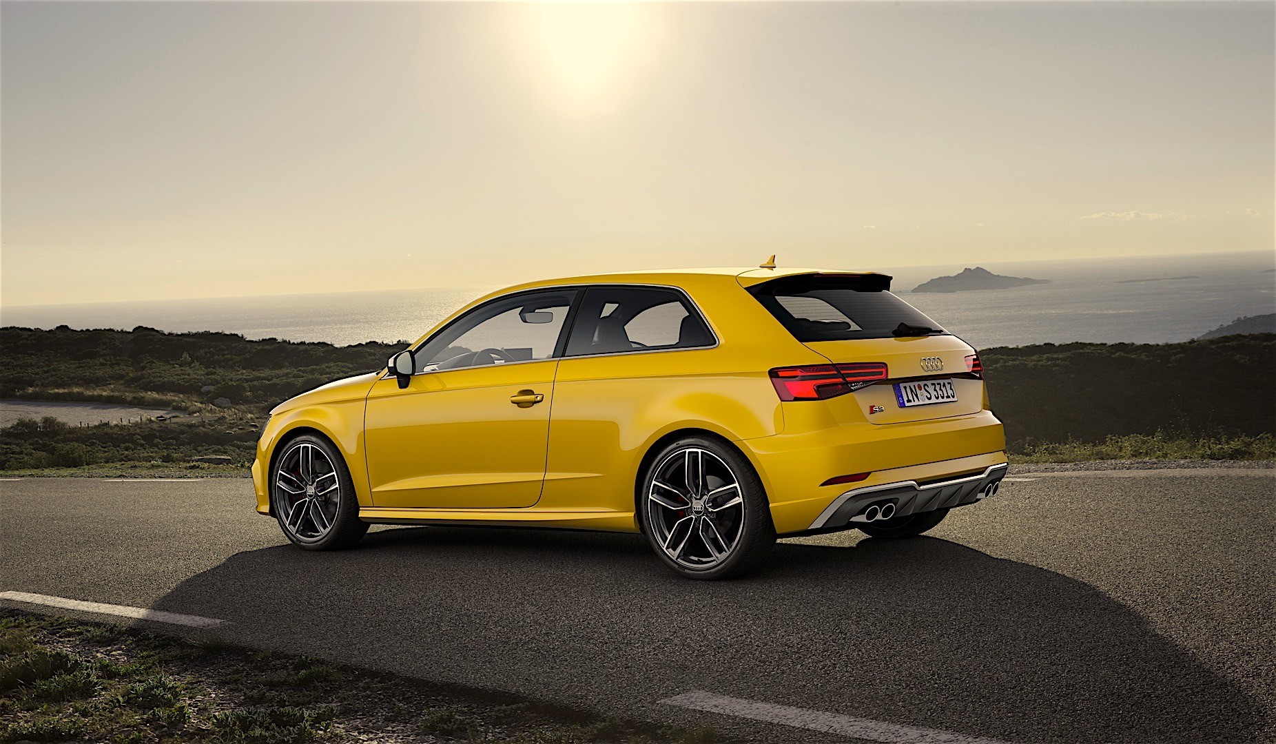 Audi S3 photo 11