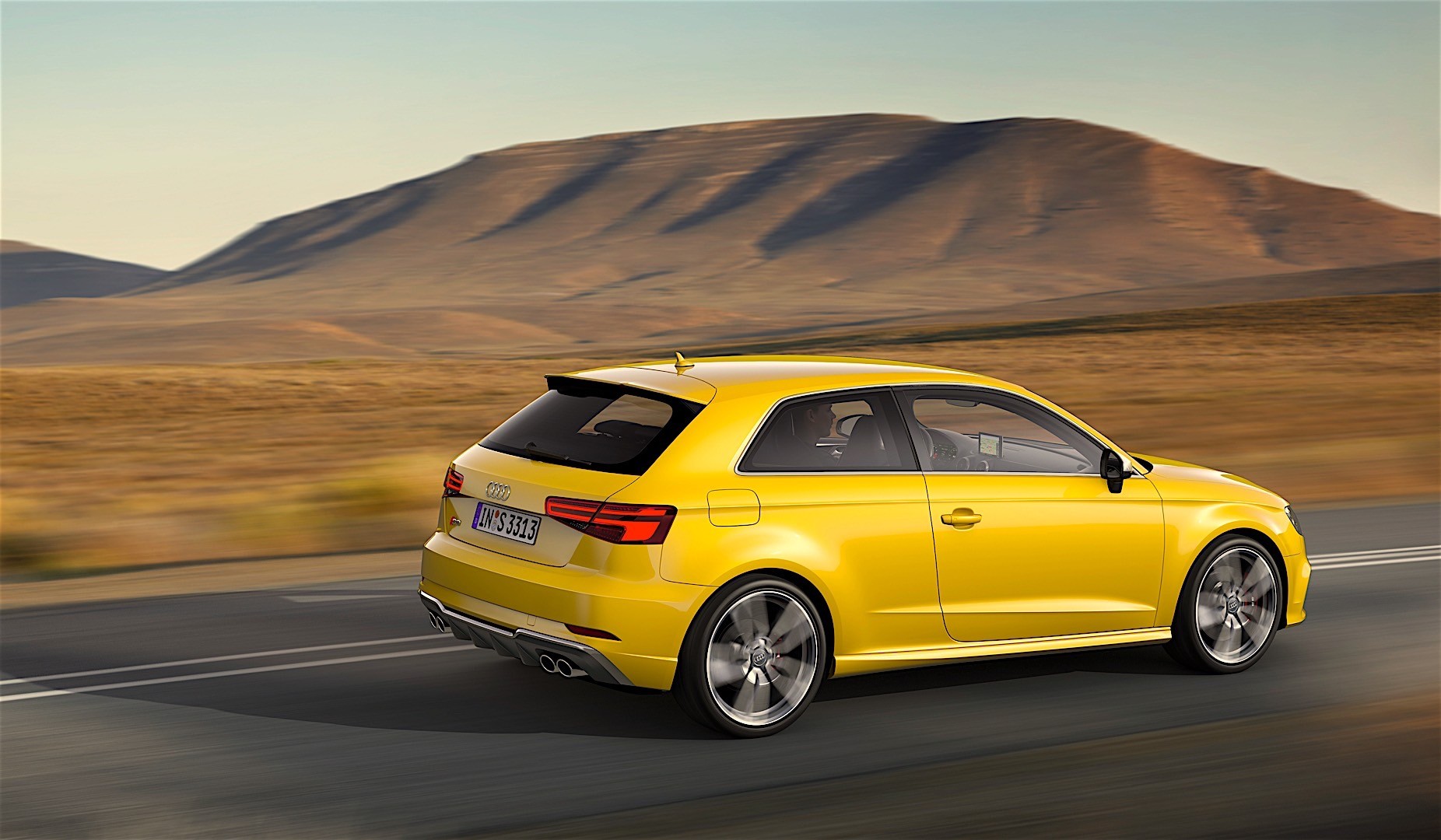 Audi S3 photo 12