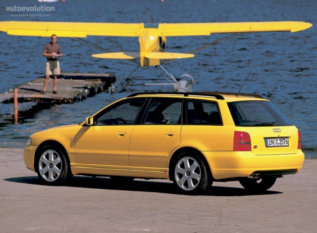 Audi S4 Avant photo 2