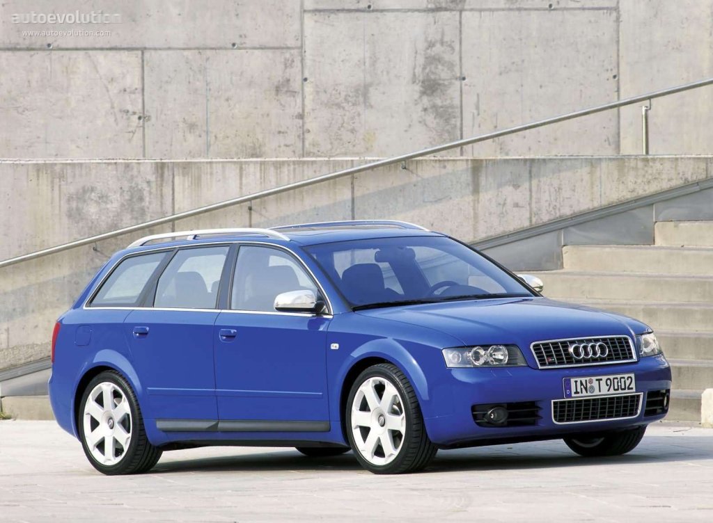 Audi S4 Avant photo 6