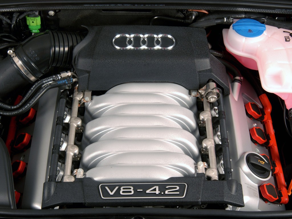 Audi S4 Avant photo 17