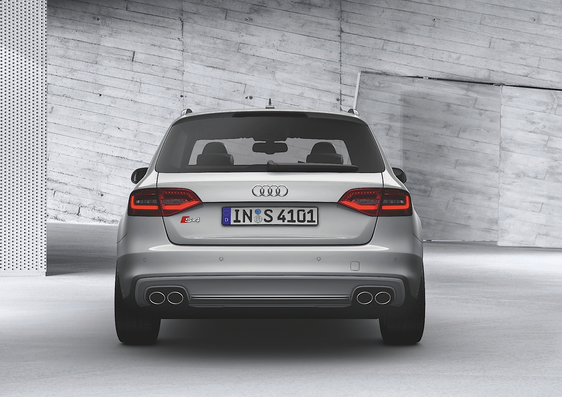 Audi S4 Avant photo 2