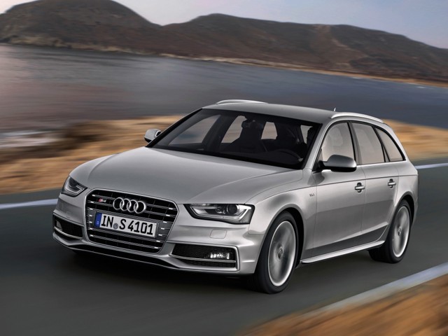 Audi S4 Avant photo 13