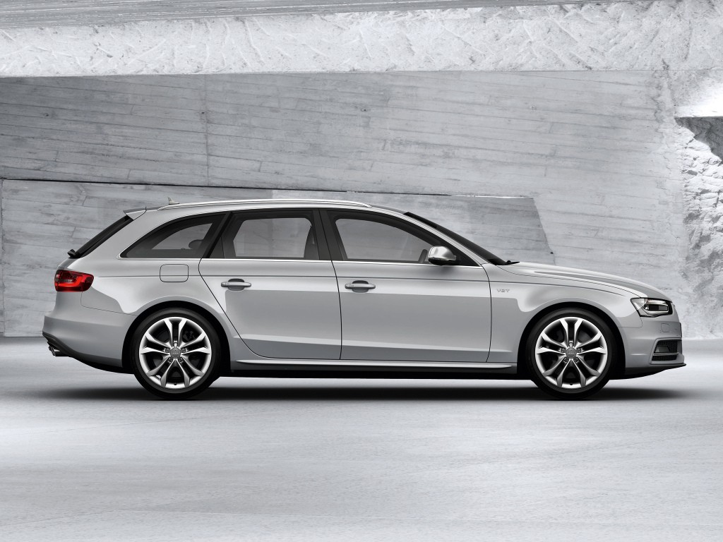 Audi S4 Avant photo 17