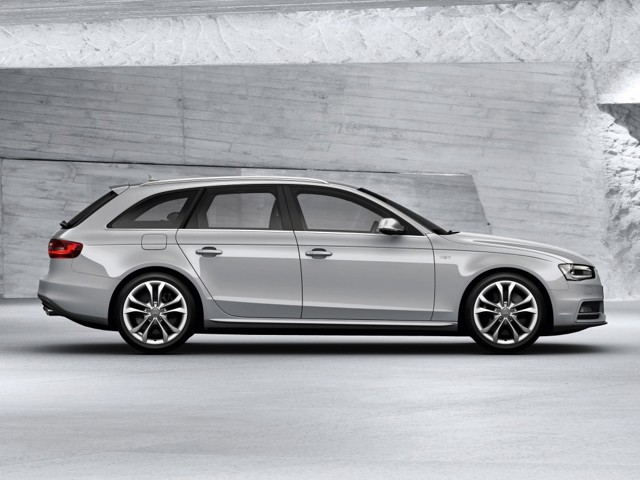Audi S4 Avant photo 17