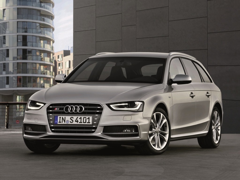 Audi S4 Avant photo 21