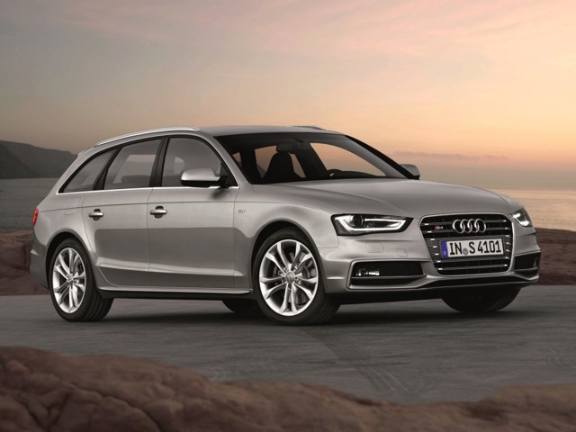 Audi S4 Avant photo 23