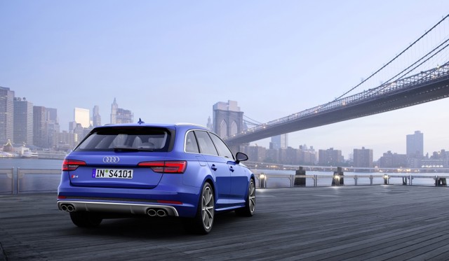 Audi S4 Avant photo 4
