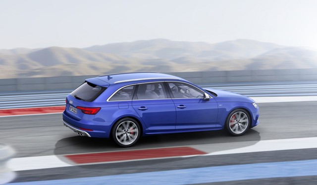 Audi S4 Avant photo 8
