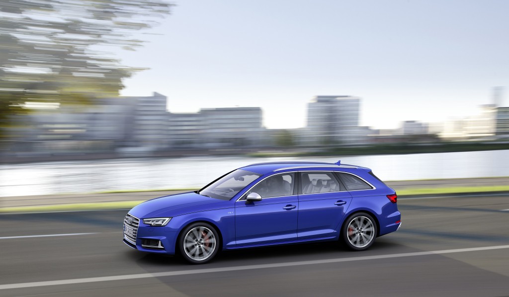 Audi S4 Avant photo 9