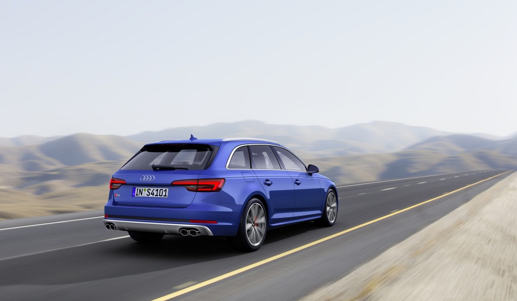Audi S4 Avant photo 10
