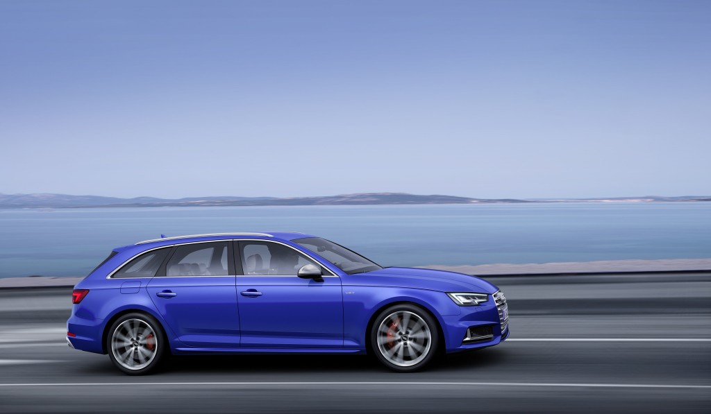 Audi S4 Avant photo 11