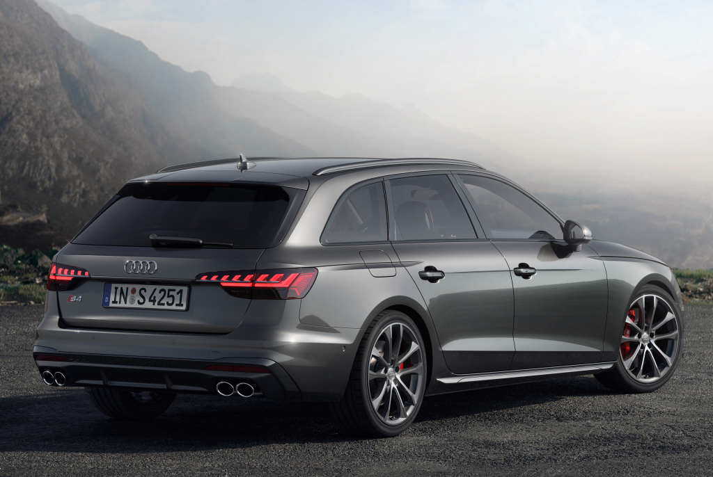 Audi S4 Avant photo 10