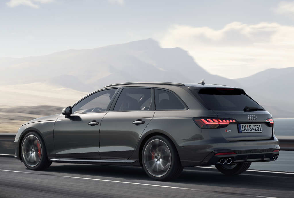 Audi S4 Avant photo 11