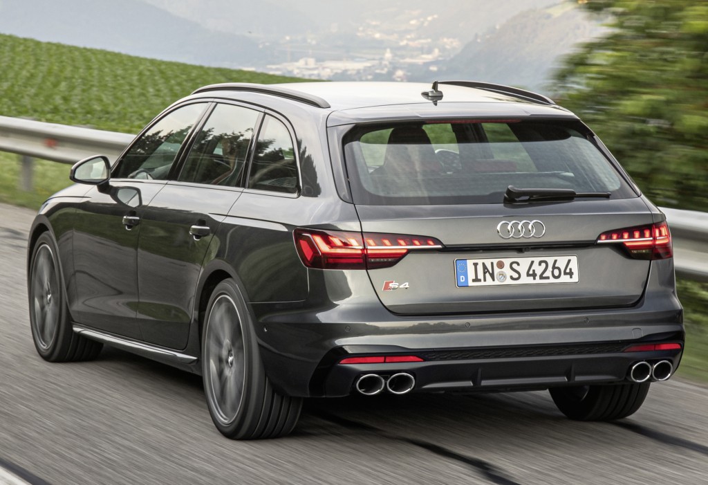 Audi S4 Avant photo 13
