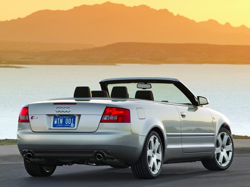 Audi S4 Cabriolet photo 9