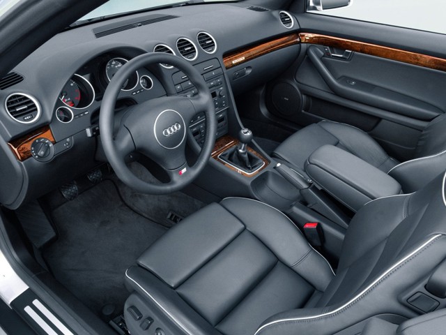 Audi S4 Cabriolet photo 19
