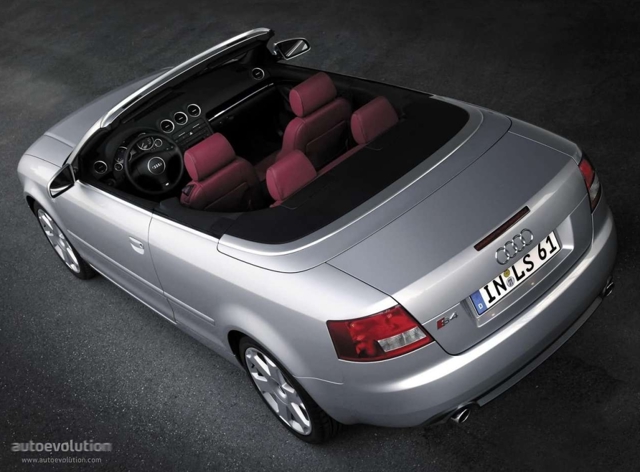 Audi S4 Cabriolet photo 4
