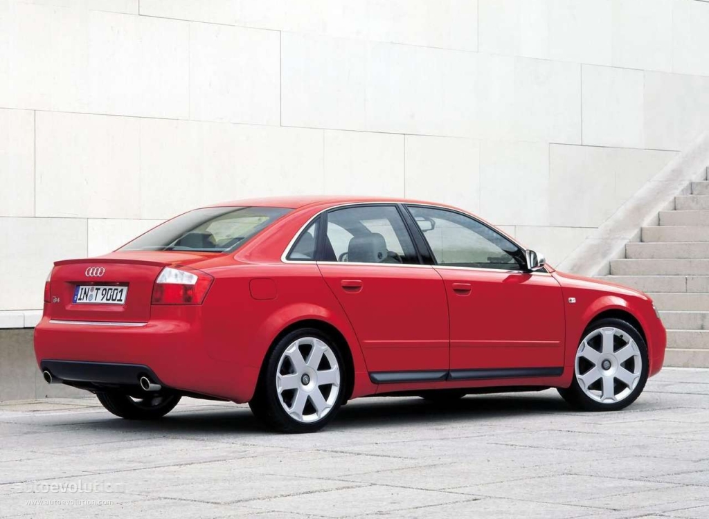 Audi S4 photo 5