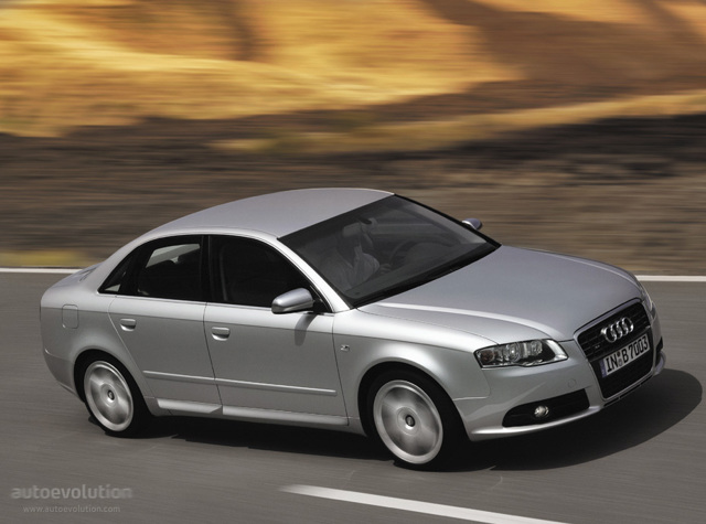 Audi S4 photo 5