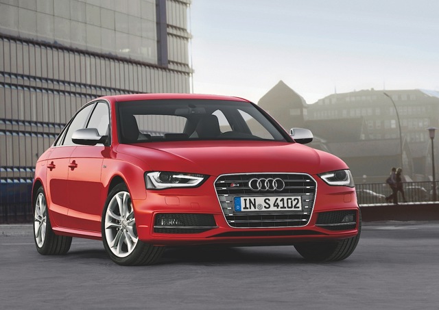 Audi S4 photo 12