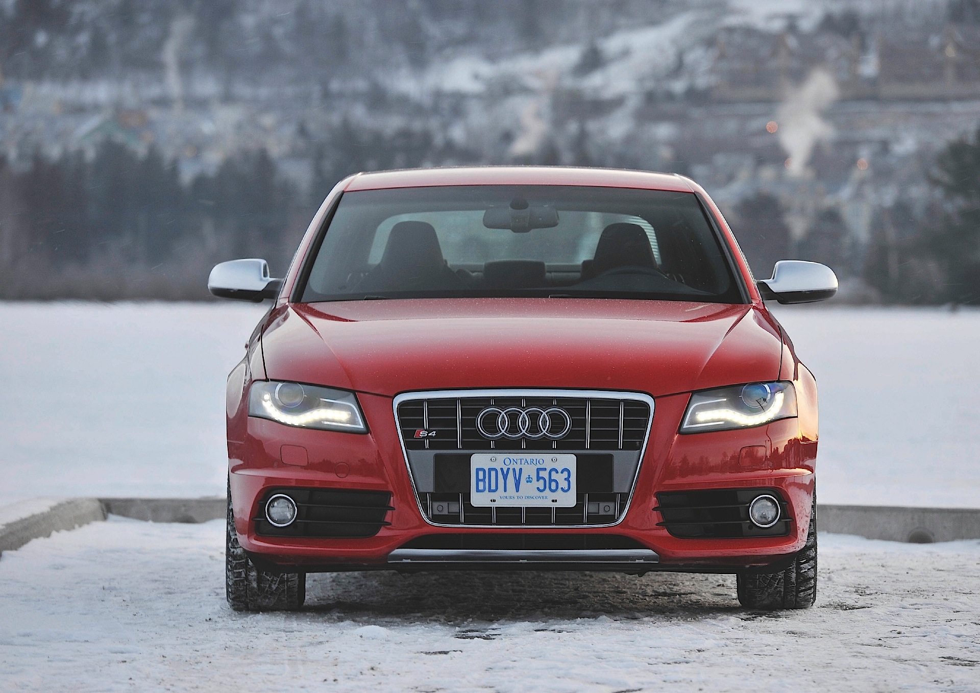 Audi S4 photo 2